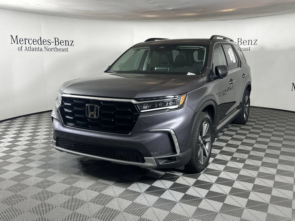 Used 2023 Honda Pilot Elite image 3