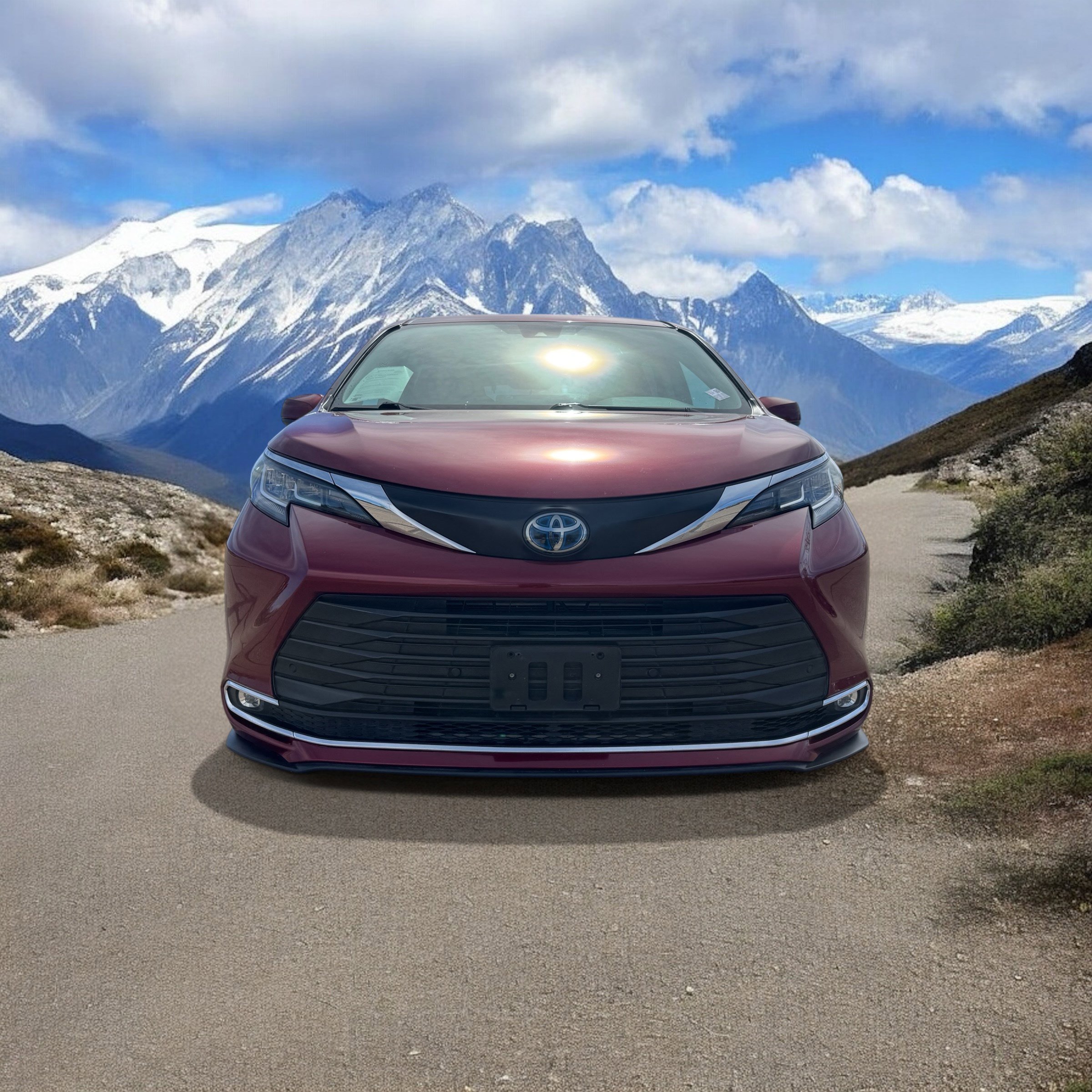 Used 2021 Toyota Sienna XLE w/ XLE Plus Package image 8