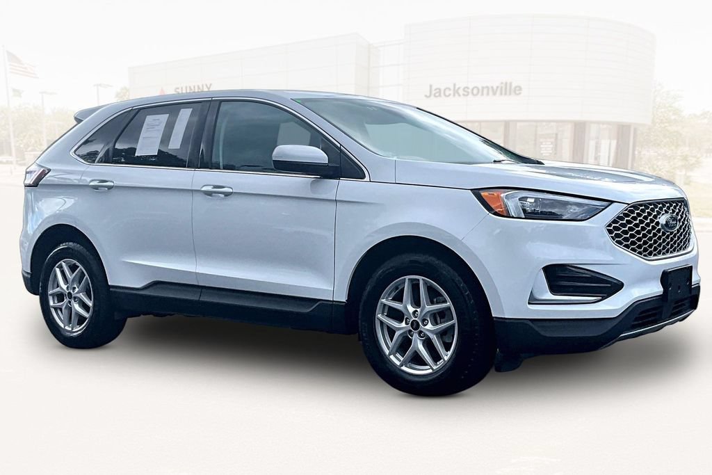 Used 2024 Ford Edge SEL AWD/4WD image 3