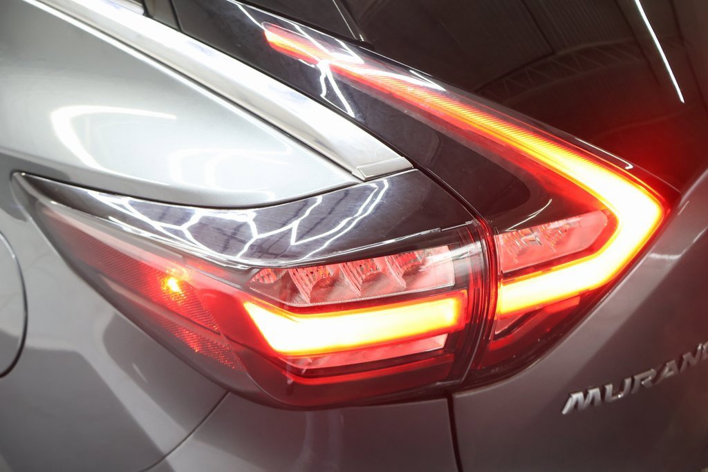 Used 2020 Nissan Murano SV image 27