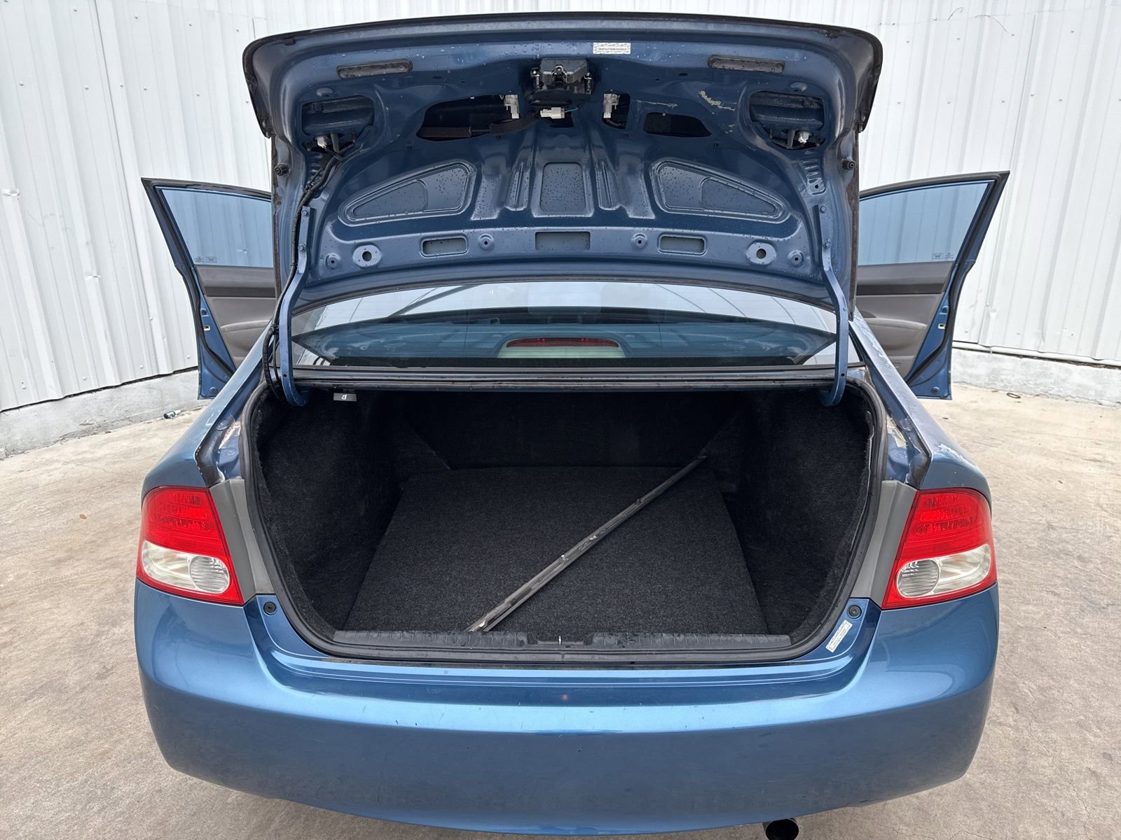 Used 2011 Honda Civic LX image 8
