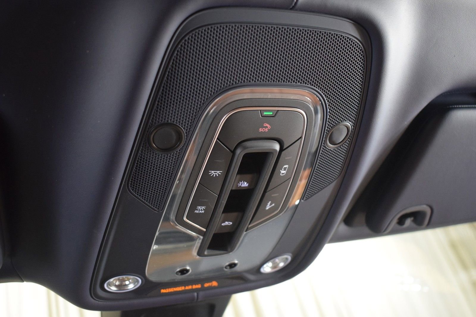 New 2026 Bentley Bentayga AWD/4WD image 40