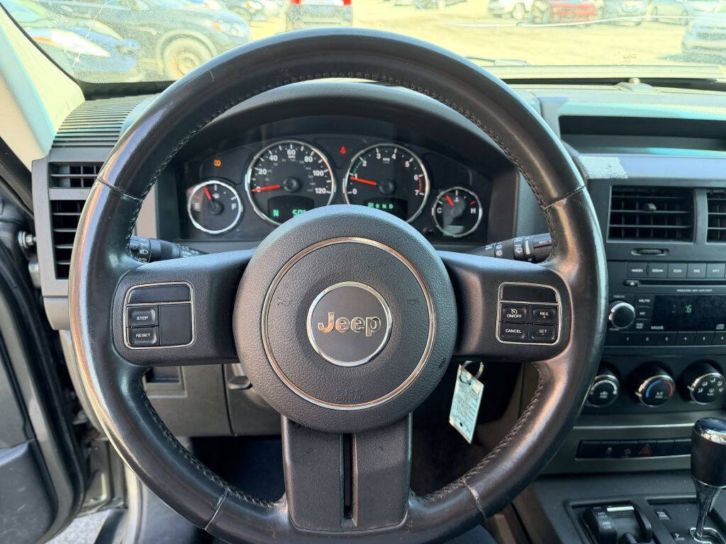 Used 2012 Jeep Liberty Sport w/ Popular Equipment Group AWD/4WD image 10