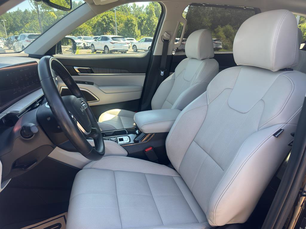 Used 2024 Kia Telluride SX w/ Towing Package FWD image 26