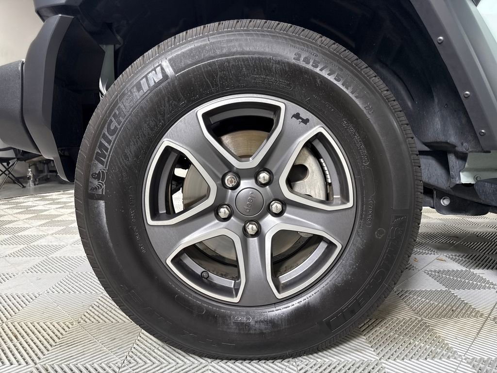 Used 2023 Jeep Wrangler Sport S image 19