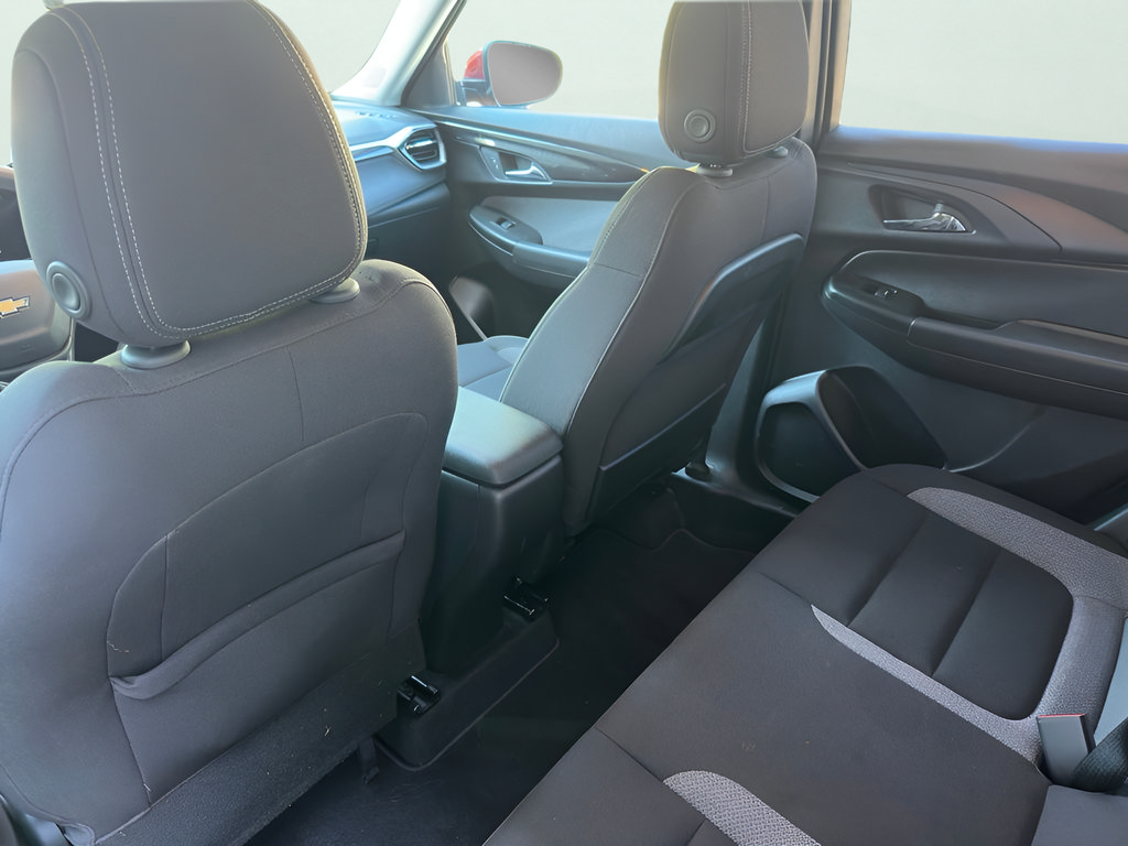 Used 2025 Chevrolet TrailBlazer LT FWD image 36