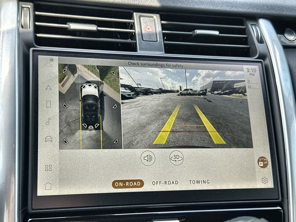 Certified 2025 Land Rover Discovery S image 25