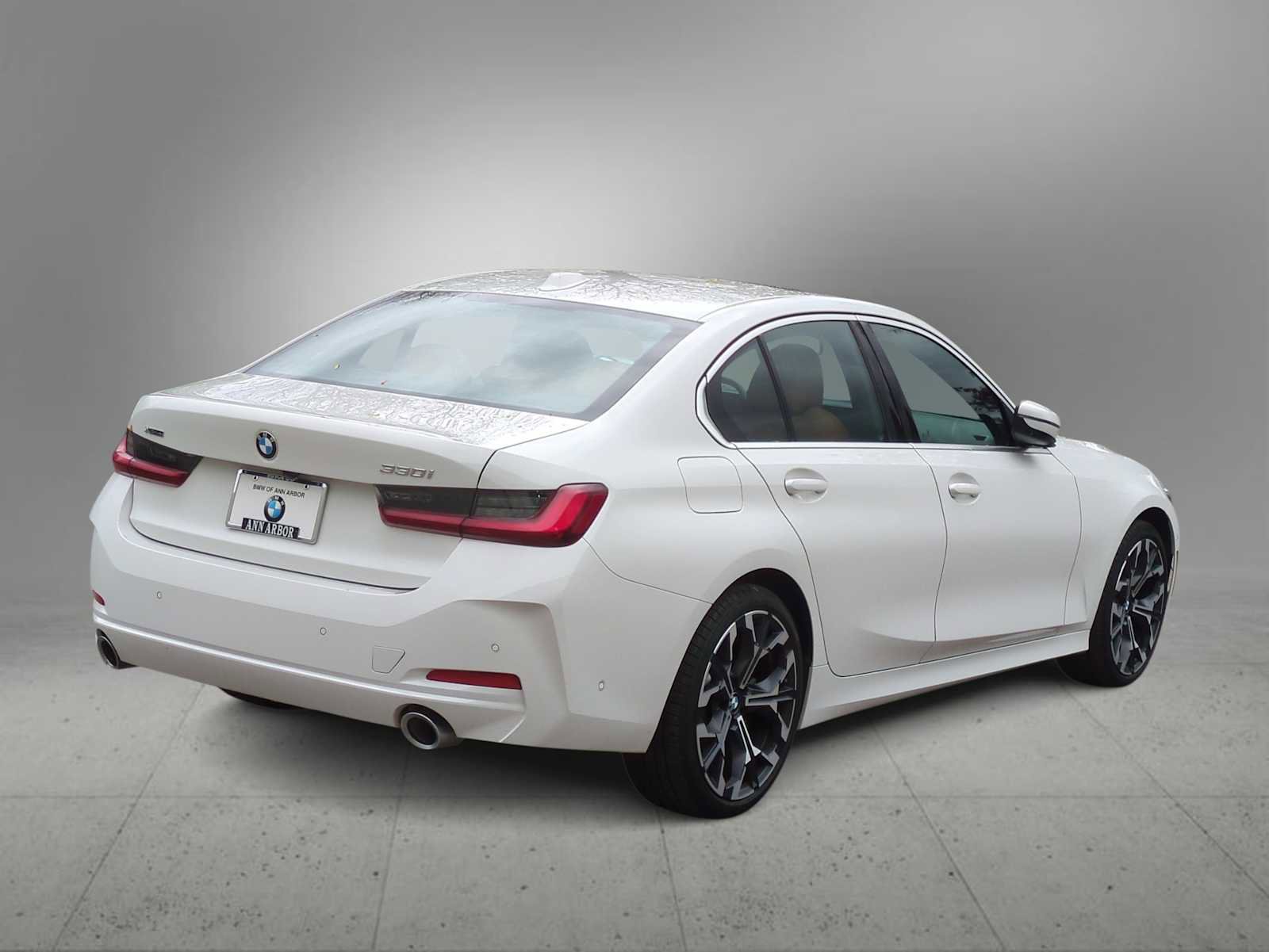New 2025 BMW 330i xDrive Sedan w/ Premium Package image 8