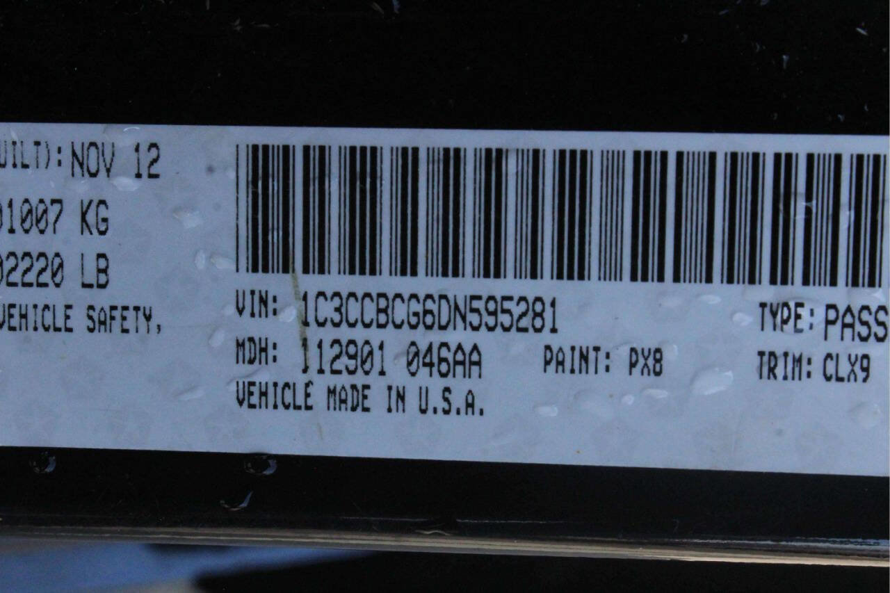 Used 2013 Chrysler 200 Limited image 8
