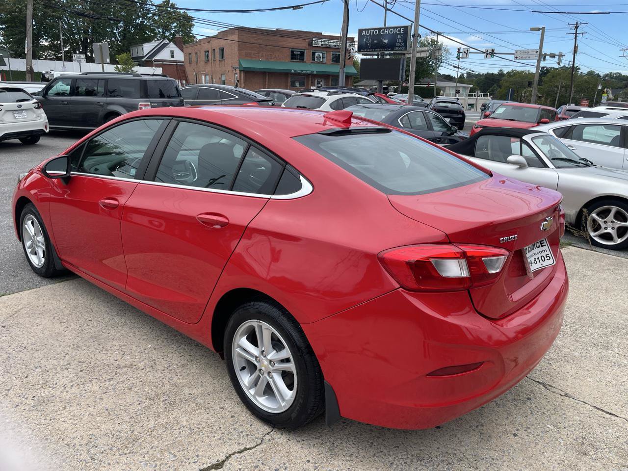 Used 2018 Chevrolet Cruze LT FWD image 8