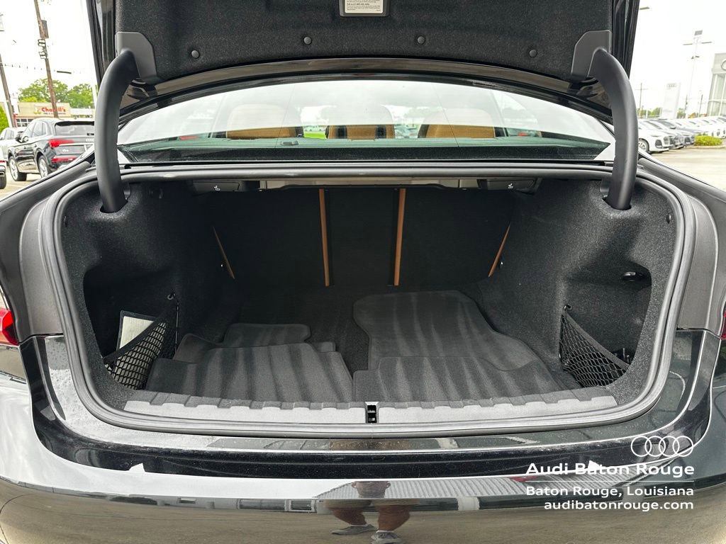 Used 2022 BMW 330i Sedan w/ Premium Package 2 image 7