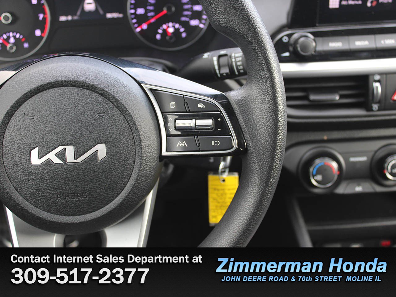 Used 2024 Kia Forte LXS image 11