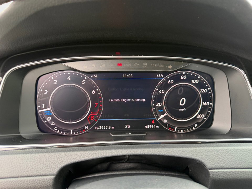 Used 2019 Volkswagen Golf R 4-Door image 14