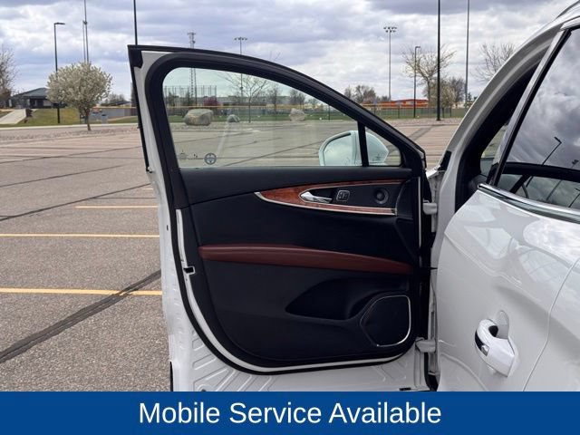 Used 2020 Lincoln Nautilus Reserve w/ Equipment Group 201A AWD/4WD image 5
