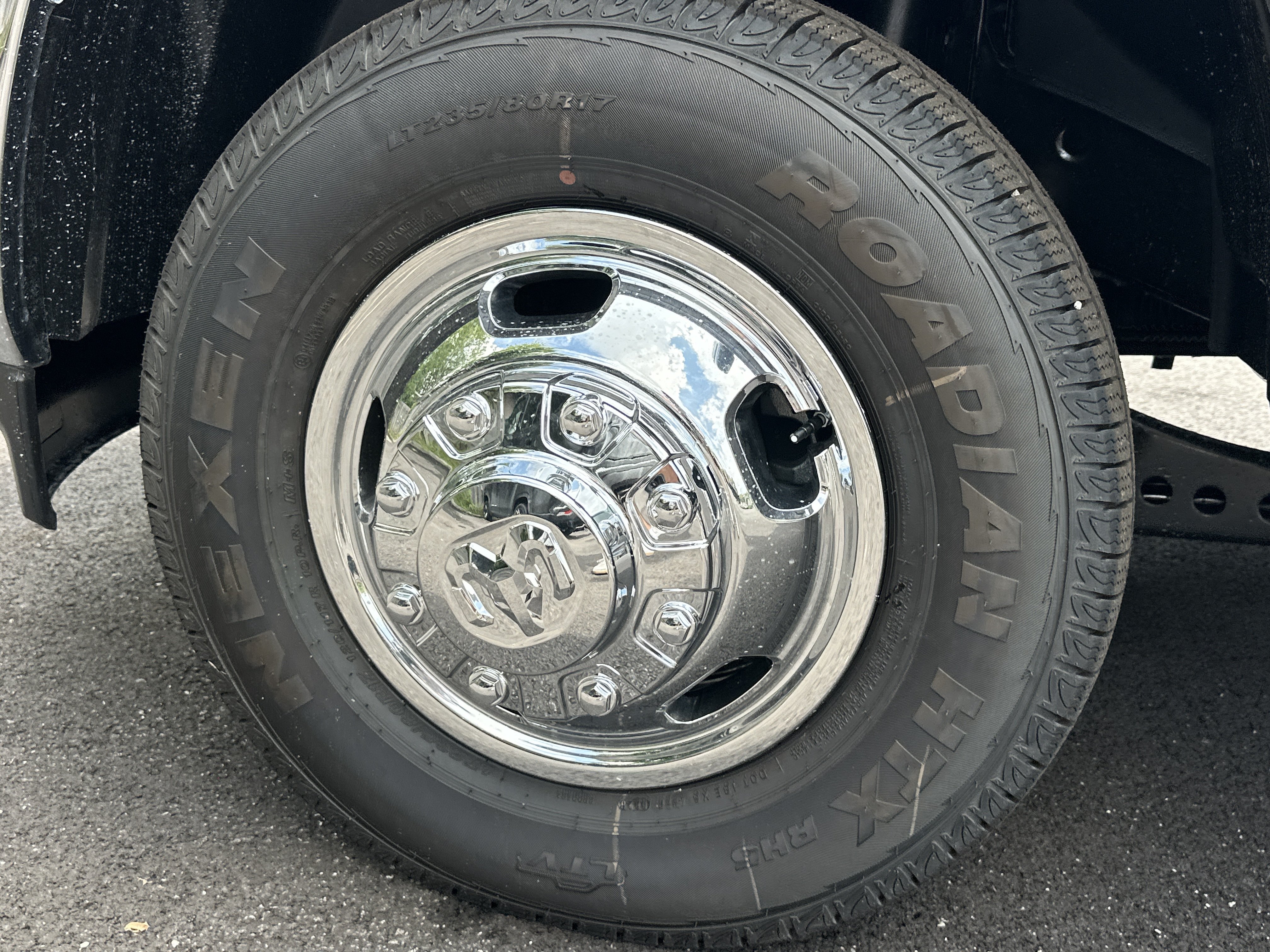 New 2026 RAM 3500 Tradesman AWD/4WD image 36