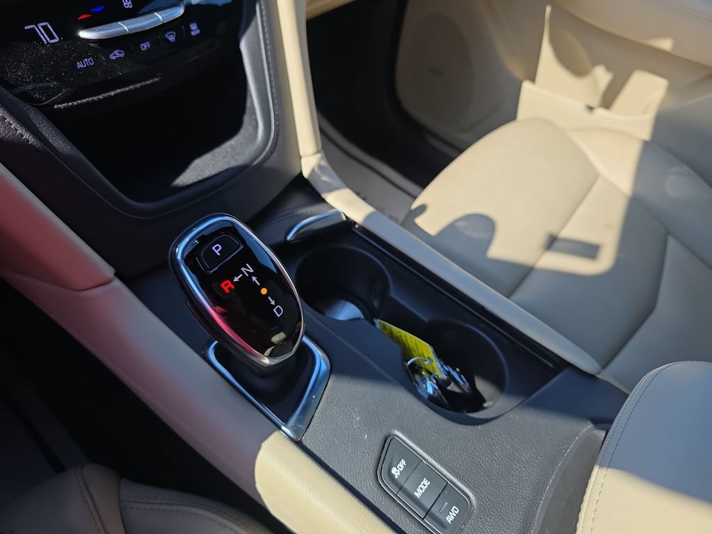 Used 2018 Cadillac XT5 Luxury w/ Driver Awareness Package AWD/4WD image 20