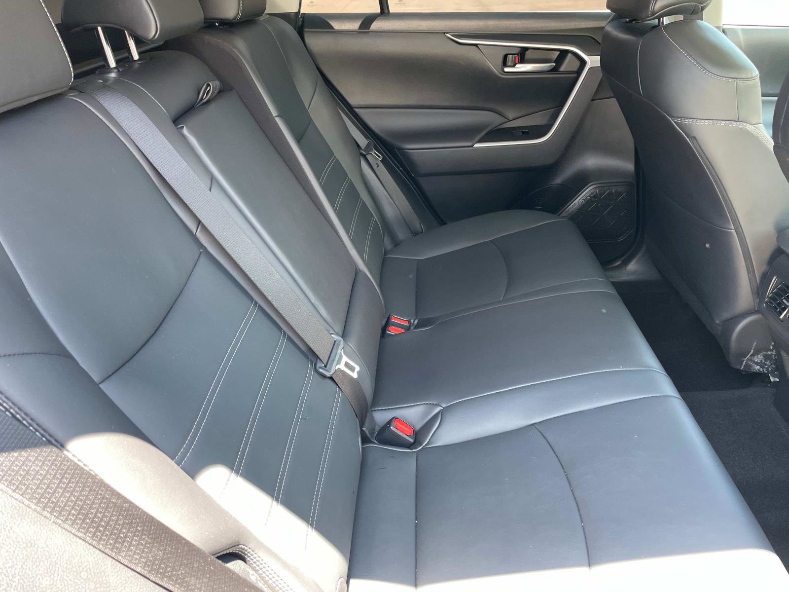 Used 2024 Toyota RAV4 XLE Premium image 20