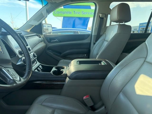 Used 2018 Chevrolet Suburban LT w/ Texas Edition Package RWD image 11