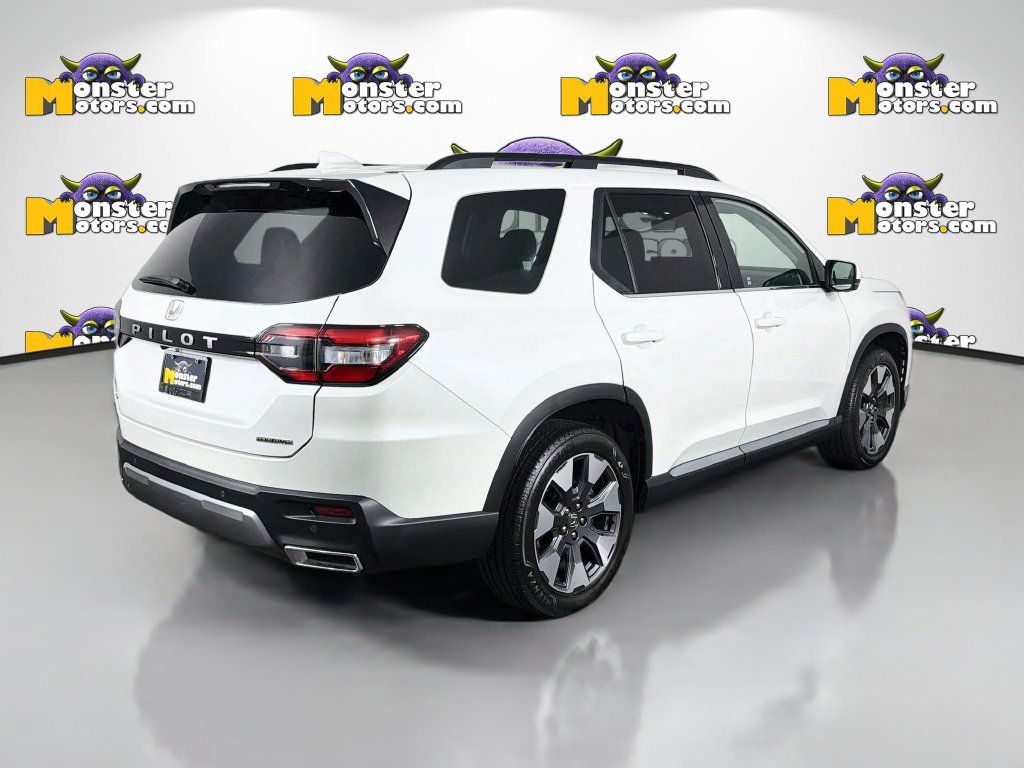 Used 2026 Honda Pilot Touring image 5