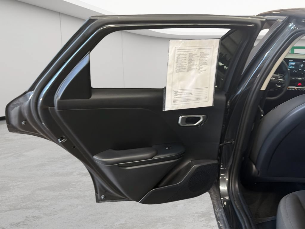 Used 2026 Kia K4 FWD image 40