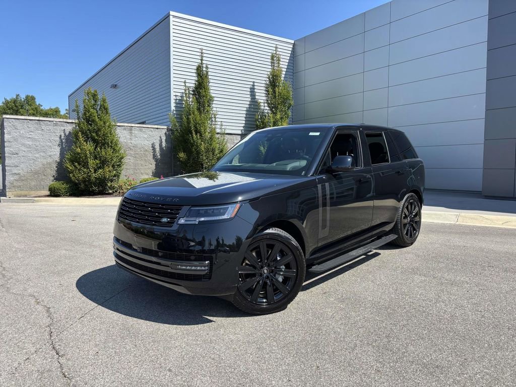 New 2025 Land Rover Range Rover SE