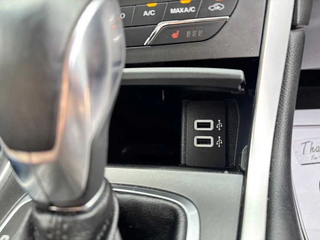 Used 2017 Ford Edge SEL w/ Equipment Group 201A AWD/4WD image 17