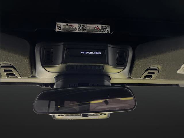 Used 2024 Jeep Wrangler Unlimited image 23