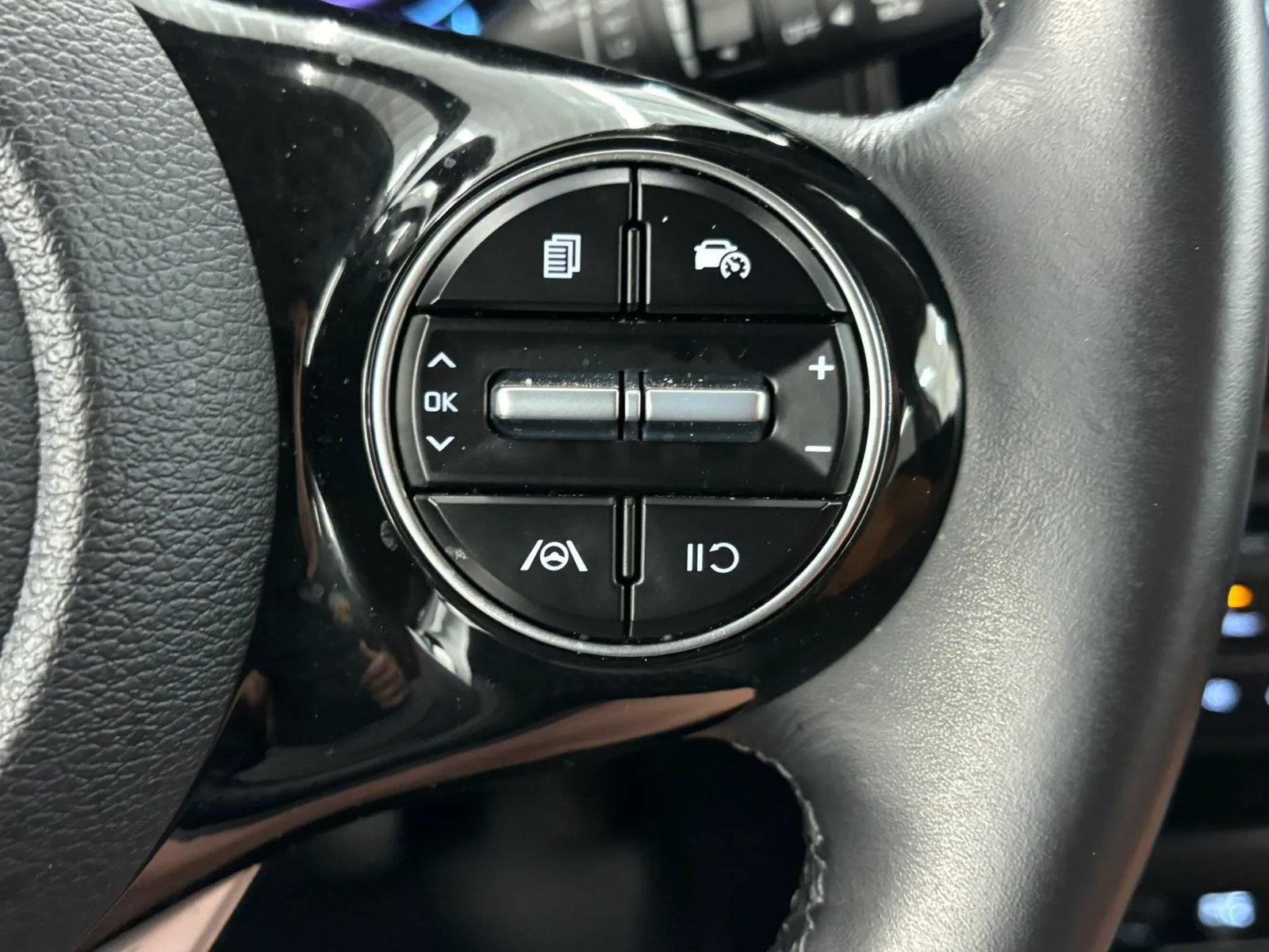 Used 2025 Kia Soul EX FWD image 44