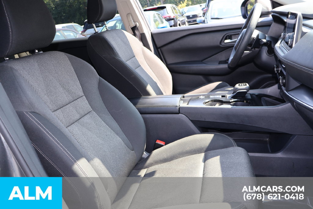 Used 2024 Nissan Rogue SV FWD image 28