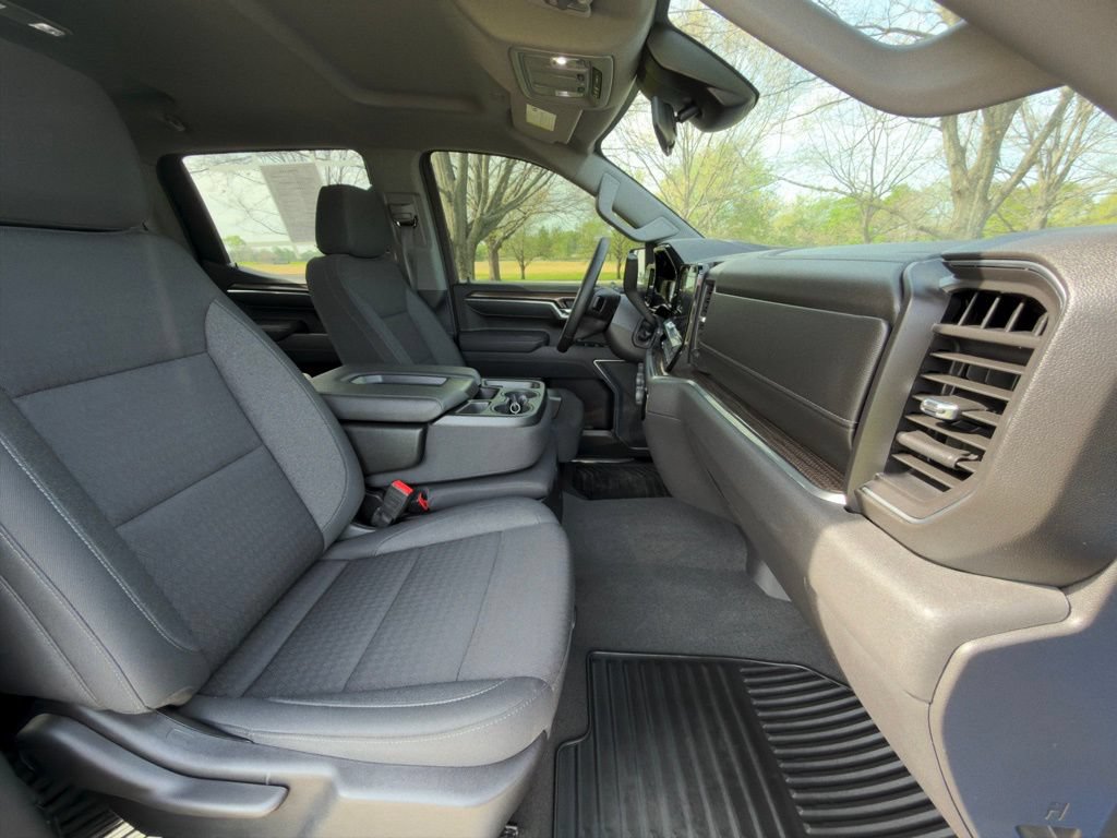 Used 2025 Chevrolet Silverado 1500 RST AWD/4WD image 20