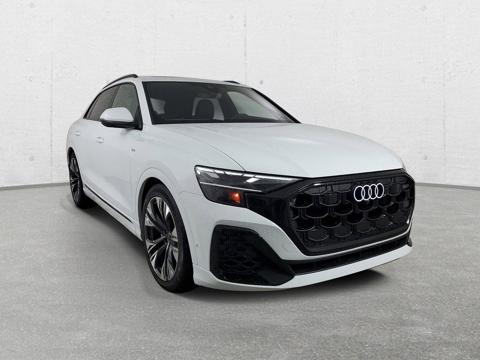 New 2026 Audi Q8 Premium Plus image 2