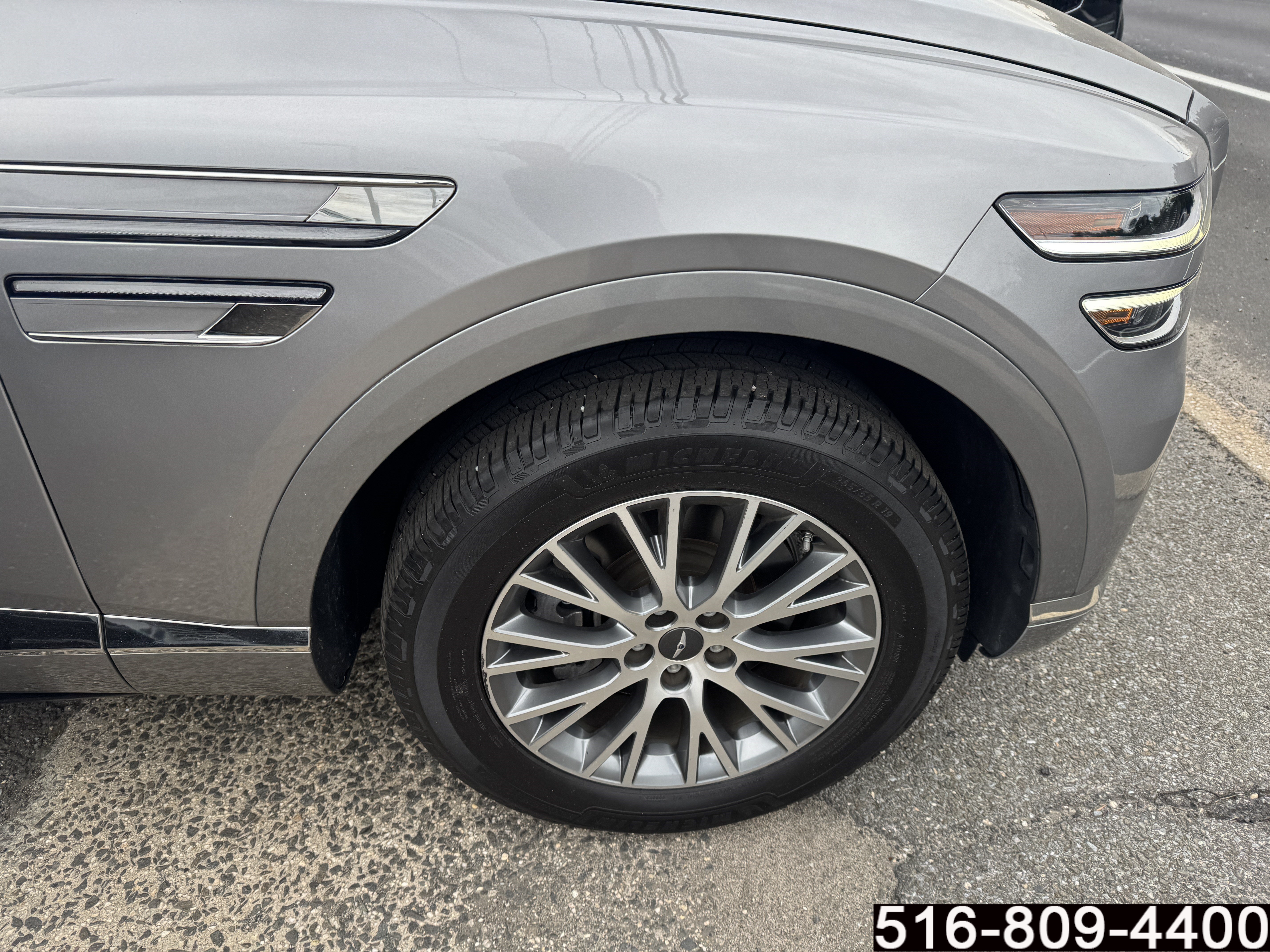 Used 2023 Genesis GV80 2.5T w/ Cargo Package AWD/4WD image 9