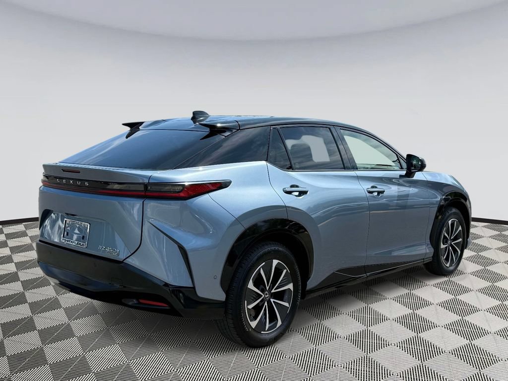 Used 2023 Lexus RZ 450e Premium w/ Technology Package AWD/4WD image 2