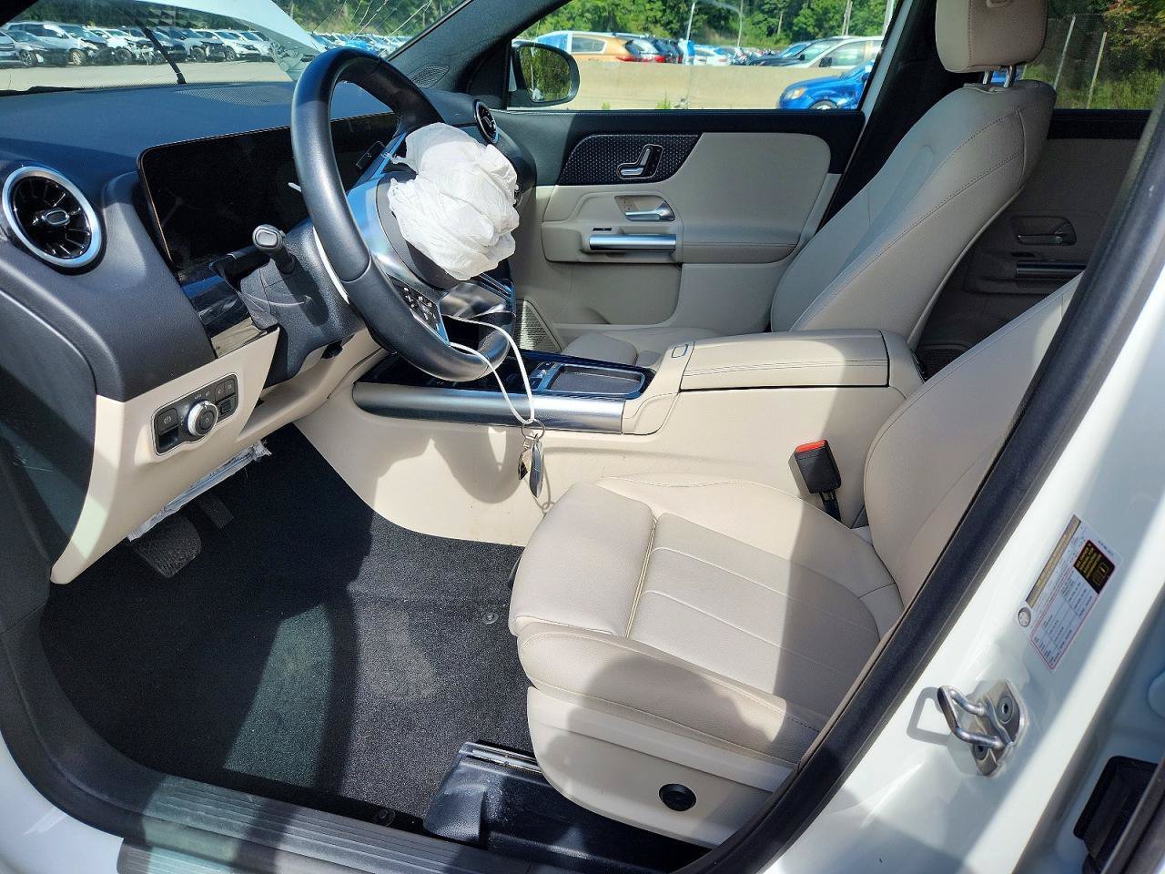 Used 2025 Mercedes-Benz GLA 250 4MATIC image 6