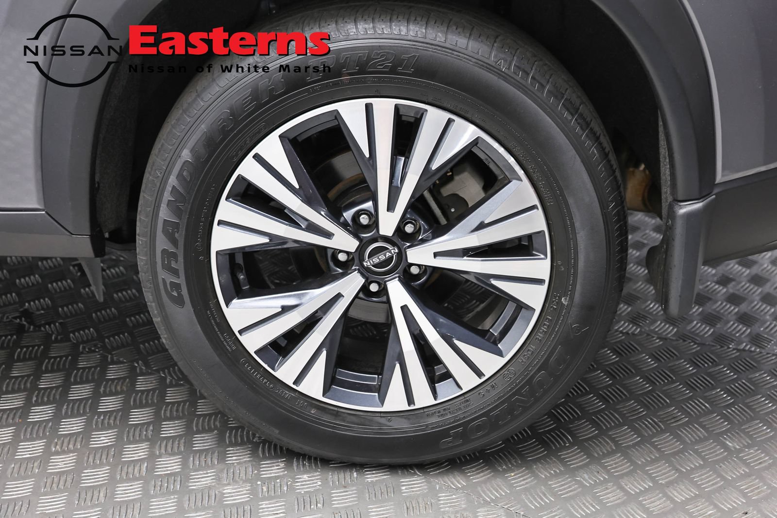 Used 2023 Nissan Rogue SV AWD/4WD image 8