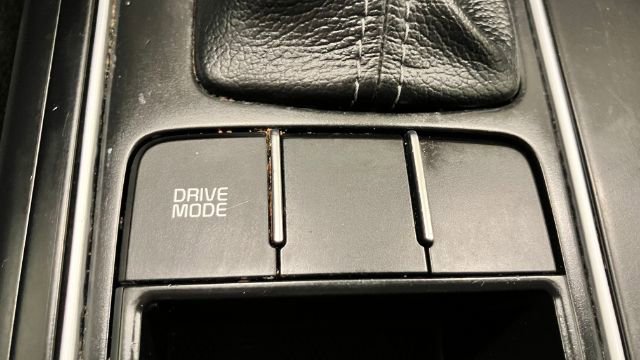 Used 2019 Kia Sorento LX image 19