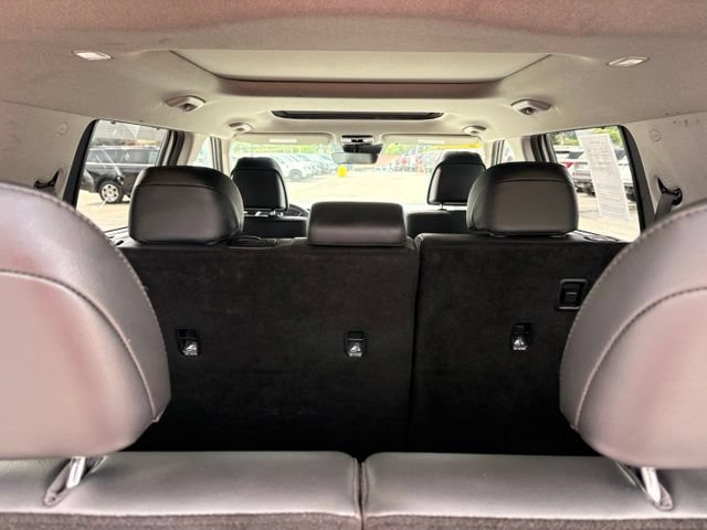 Used 2025 Hyundai Santa Fe Limited FWD image 34