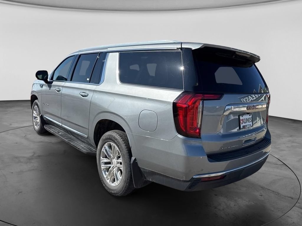 Used 2023 GMC Yukon XL SLT w/ SLT Premium Package AWD/4WD image 7
