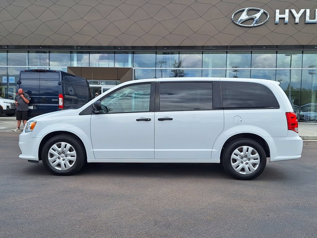 Used 2019 Dodge Grand Caravan SE FWD image 6