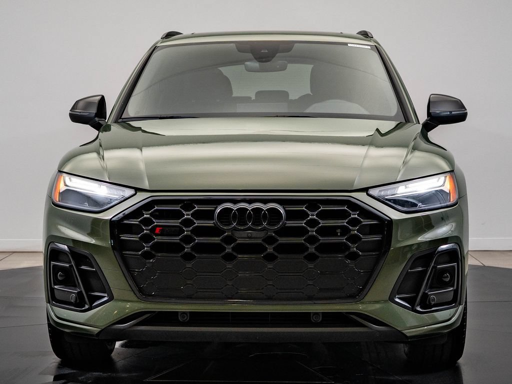Used 2021 Audi SQ5 Premium Plus w/ Premium Plus Package AWD/4WD image 2