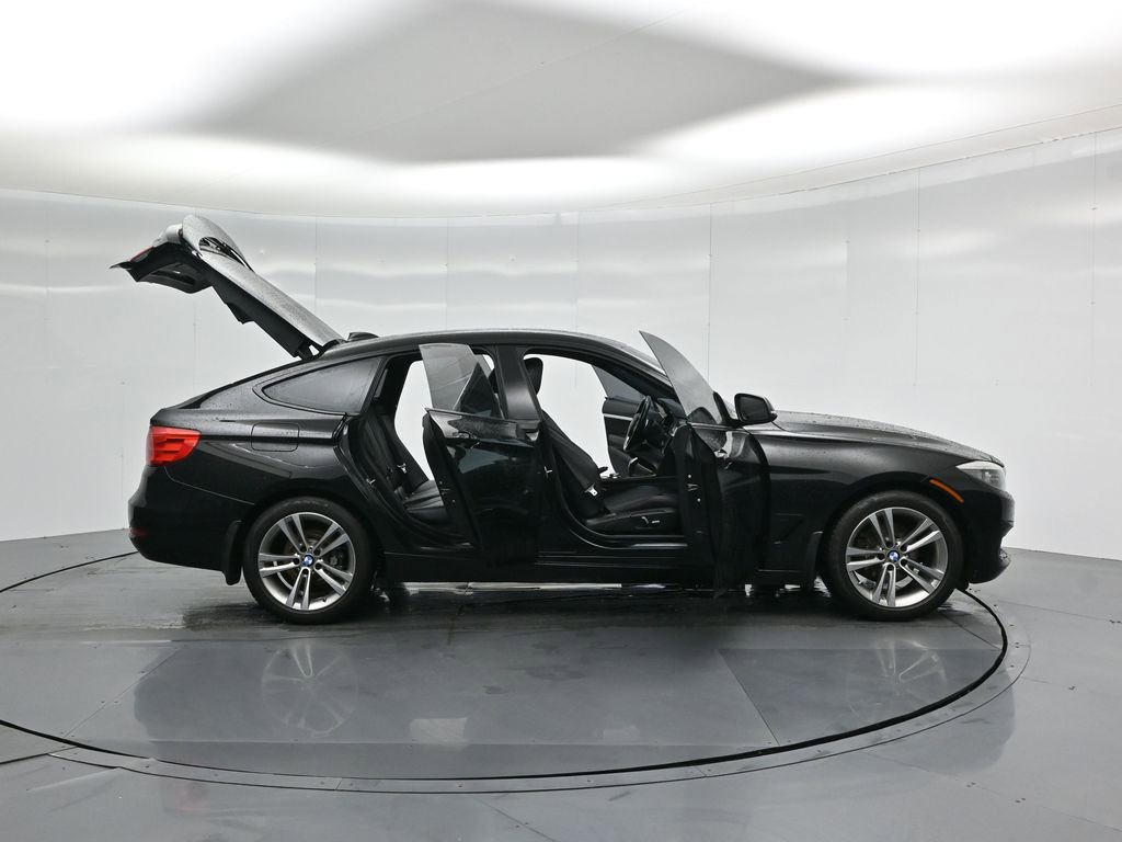 Used 2016 BMW 328i Gran Turismo xDrive image 4