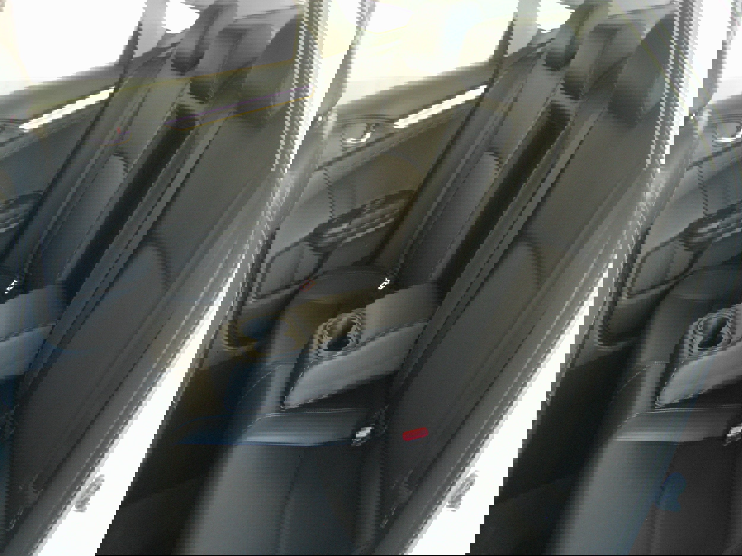 Used 2018 Honda Civic EX-L image 9