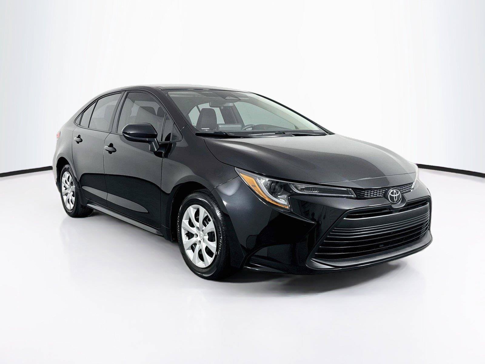 Certified 2025 Toyota Corolla LE w/ Convenience Package FWD image 9