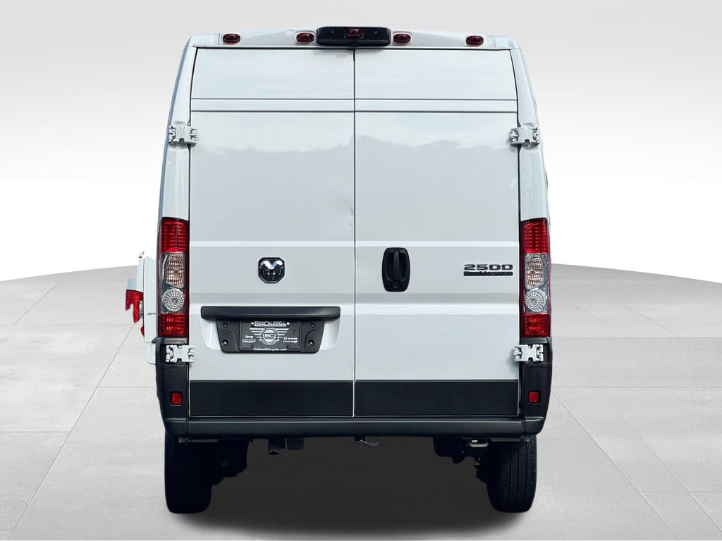 Used 2024 RAM ProMaster 2500 w/ Convenience Group FWD image 6