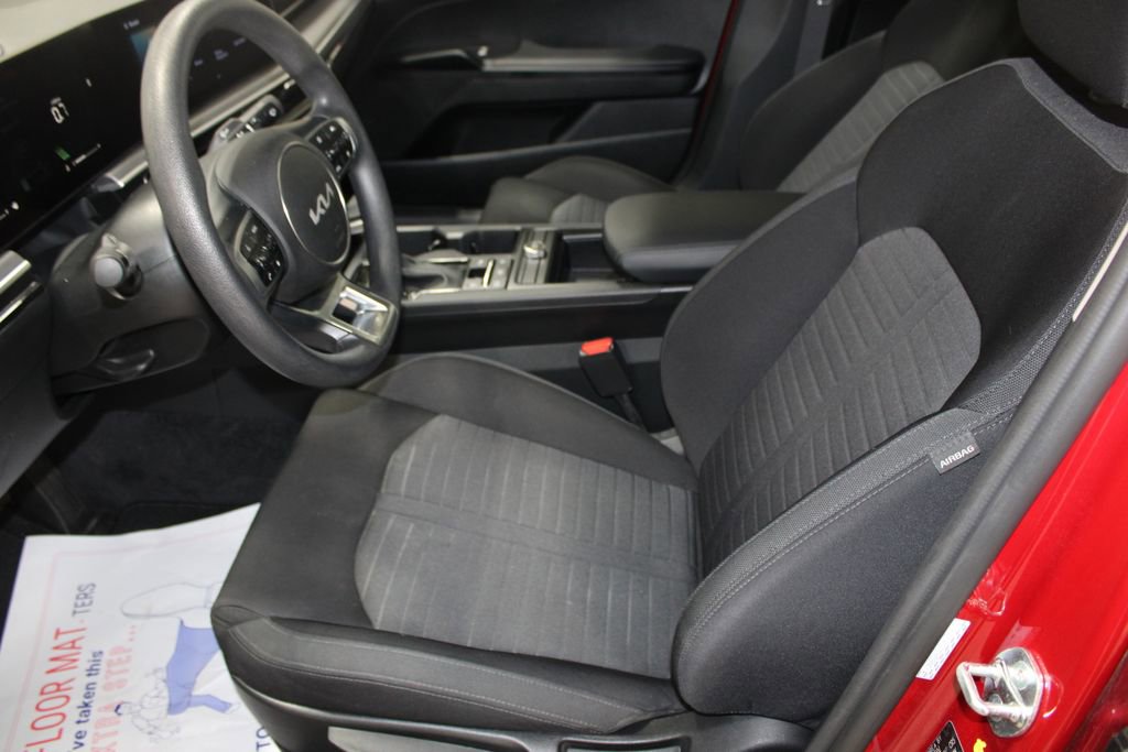 Used 2025 Kia K5 LXS image 12