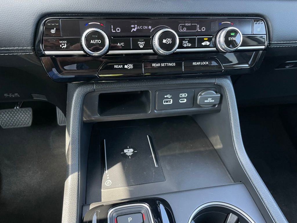 Certified 2025 Honda Pilot Touring image 19