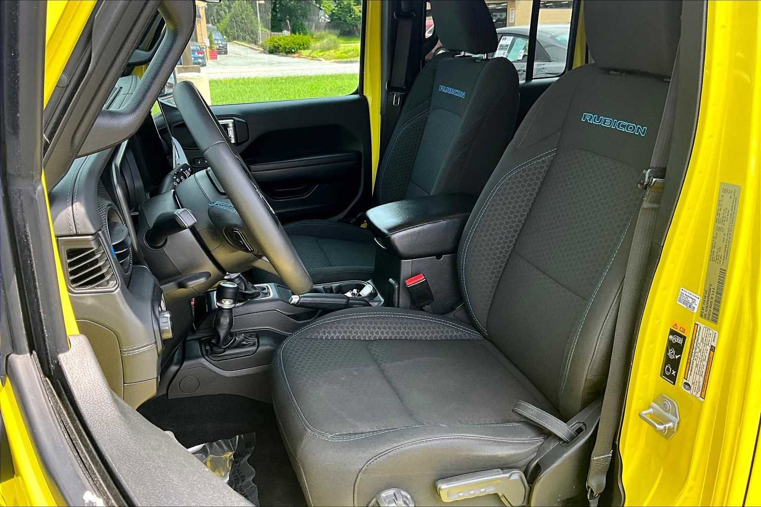 Used 2024 Jeep Wrangler Unlimited Rubicon 4xe image 7
