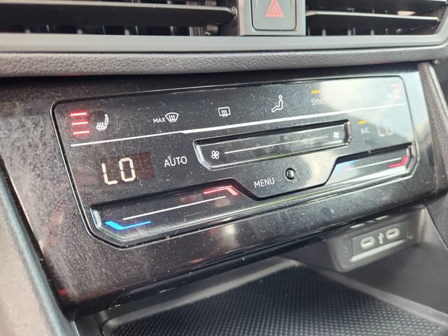 Used 2025 Volkswagen Jetta Sport FWD image 21