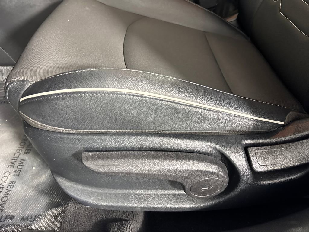 Used 2024 Kia Forte GT-Line image 9