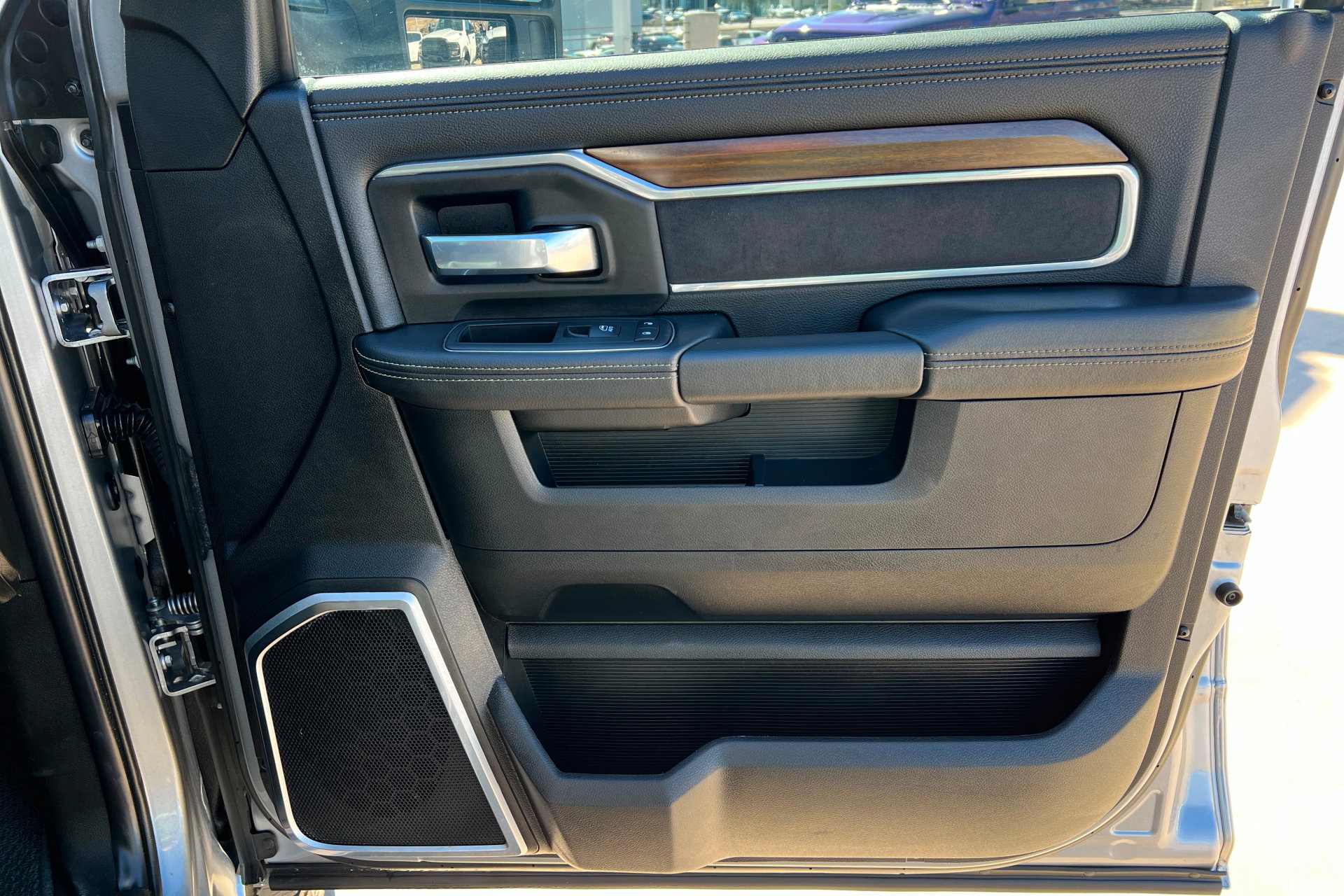 Certified 2024 RAM 2500 Laramie image 22